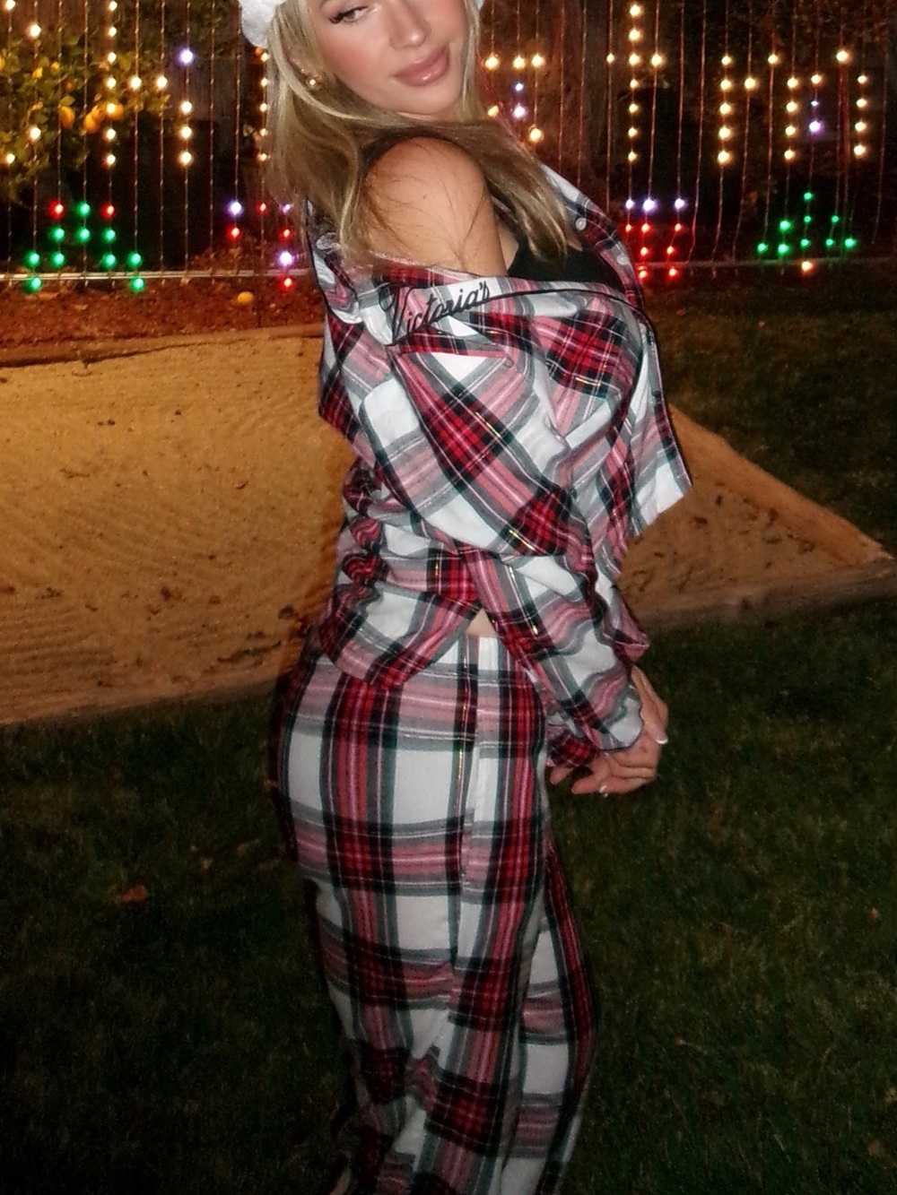 Victoria’s Secret Long Plaid Flannel Pajama Set - Picture 7 of 10